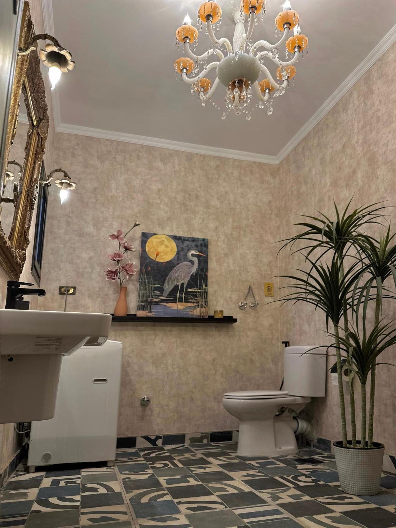 Apartment Spacious, Luxurious 3-bedroom In Nasr For Families & Corporates Cairo